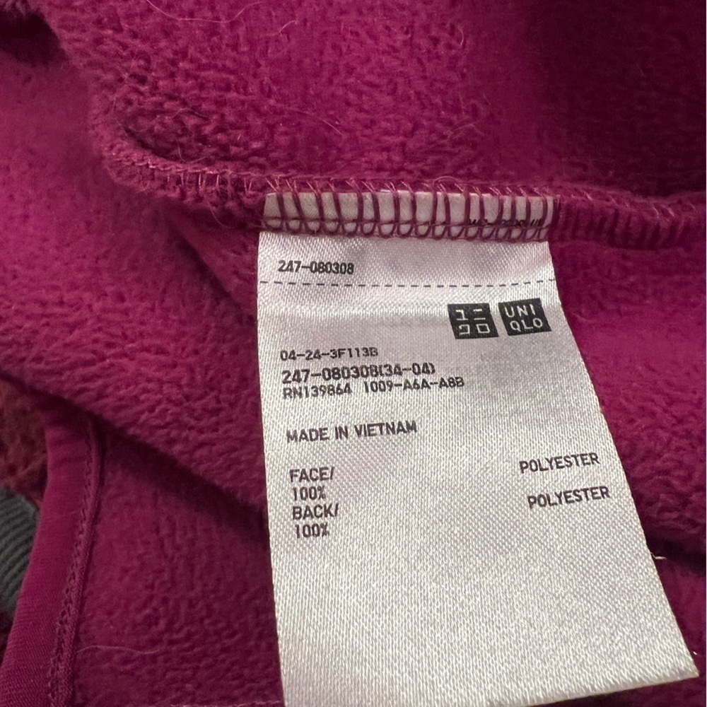 TWO pieces: Uniqlo Sherpa hooded vest and skirt, magenta, M and S - Picture 13 of 15